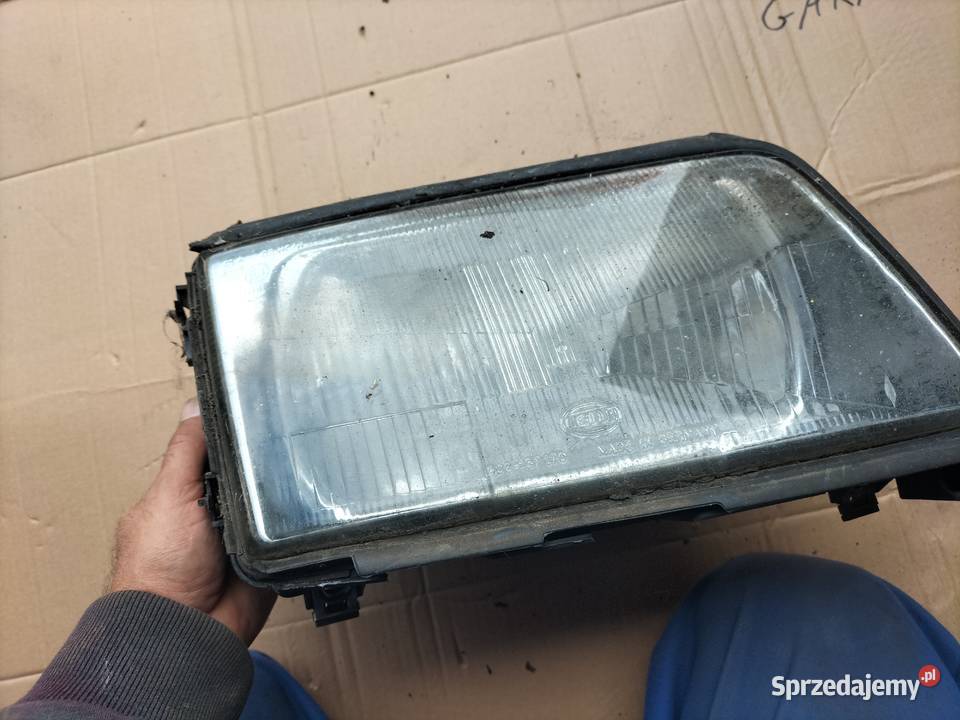 AUDI 100 C4 LAMPA PRZÓD PRZEDNIA PRAWA KLOSZ Oświetlenie Kamień-Kolonia