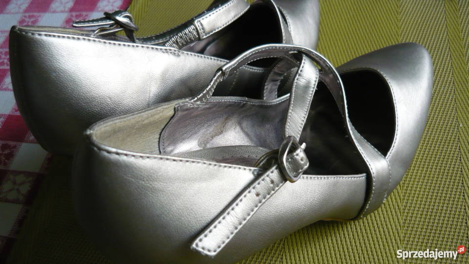 Buty Dorothy Perkins Czółenka