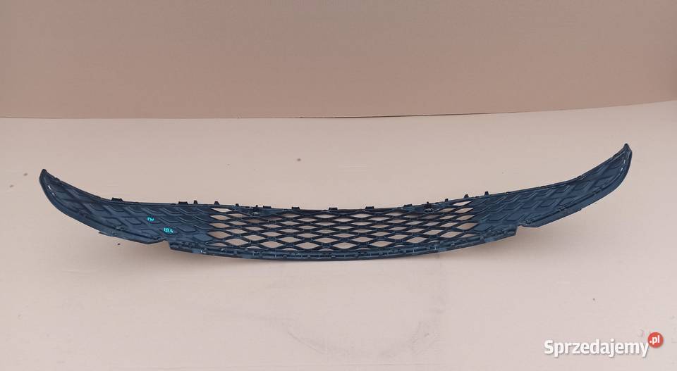 VW ID4 ID4 KRATKA ZDERZAKA ŚRODKOWA 11A853677 osobowe