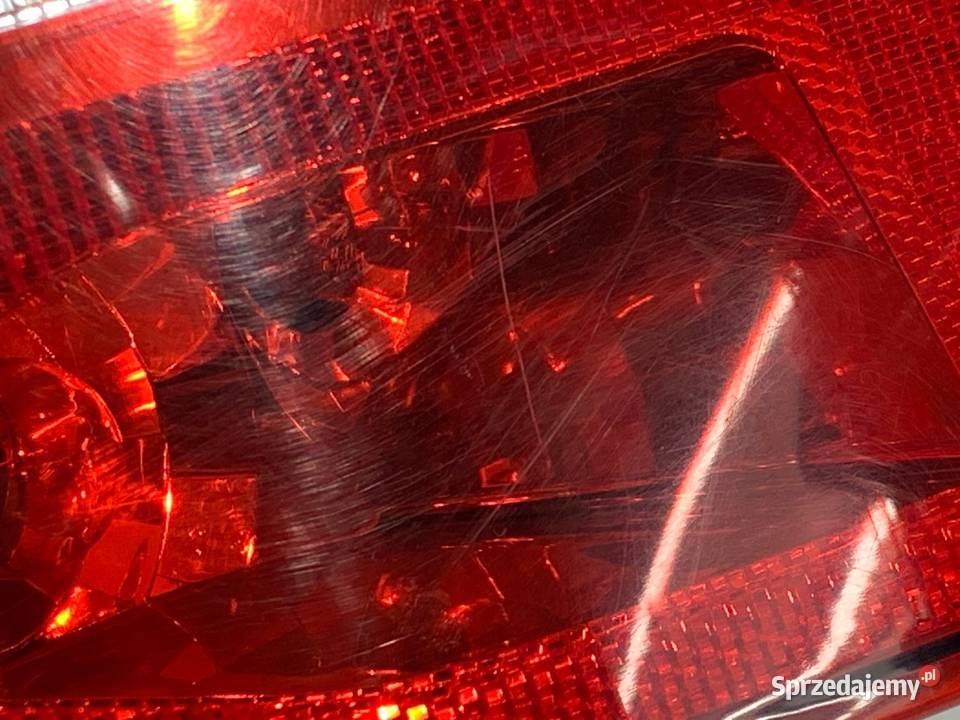 LAMPA LEWY TYŁ RENAULT LAGUNA III 265500002R