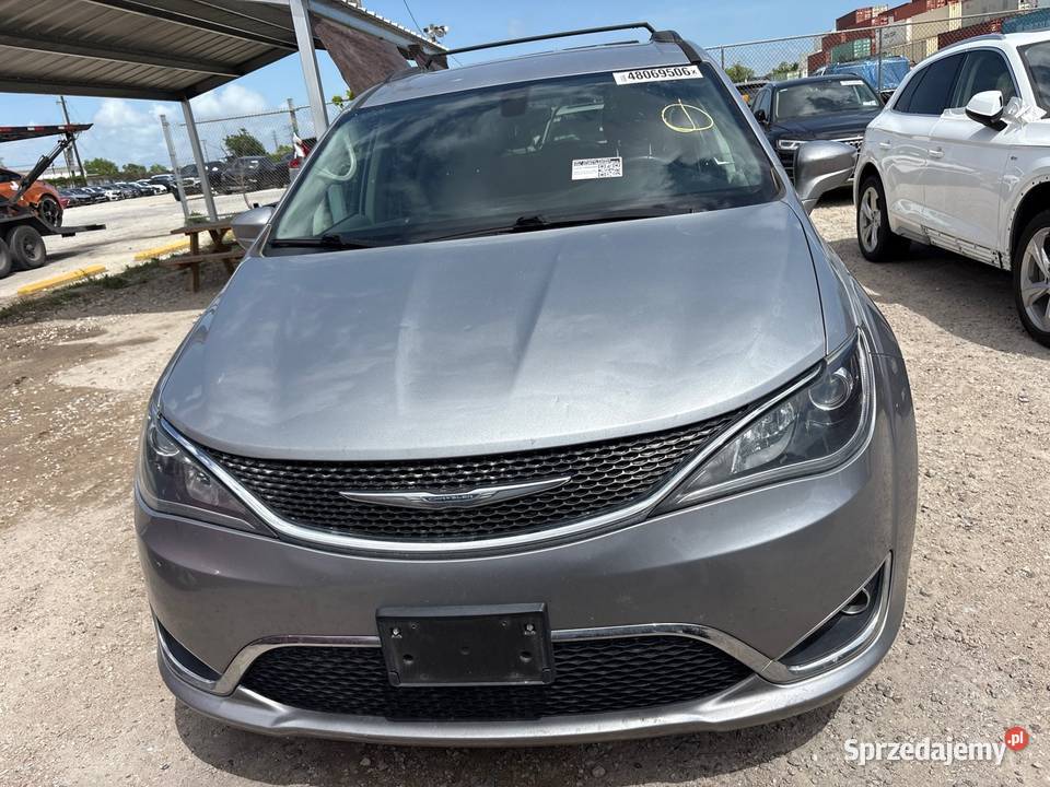 Chrysler Pacifica nieuszkodzony Łuków