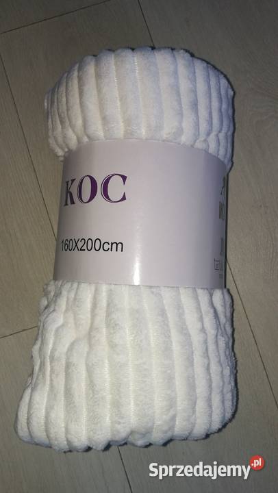 Koc Z Mikrofibry Tłoczony Pasy 160x200 biały Wołomin