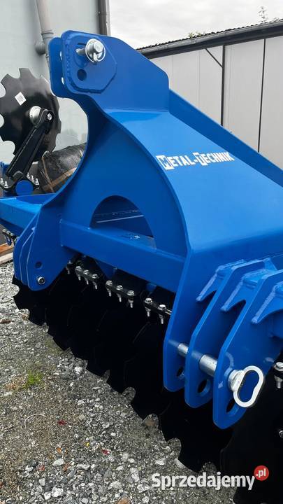 Brona talerzowa 30m wał daszkowy firmy Metal Pułtusk sprzedam