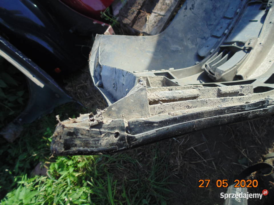 Zderzak przedni przód Audi A4 B5 9499