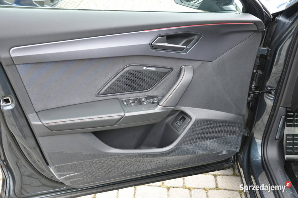 Cupra Formentor 20TSI 333 VZ 4Drive Panorama Rok produkcji 2024
