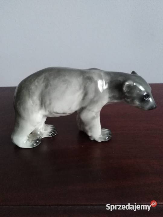 Porcelanowa figurka niedźwiedź polarny Miejsce Piastowe