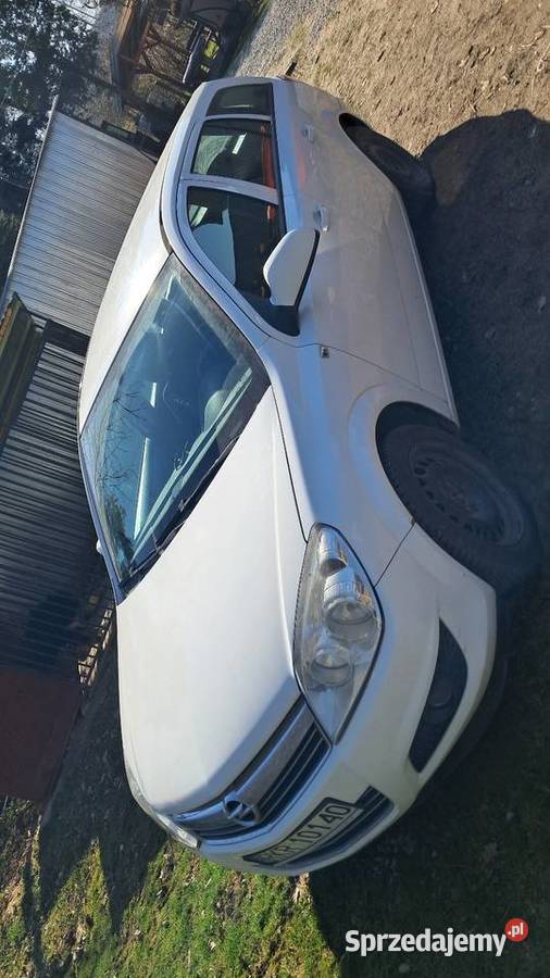 Opel Astra kombi 2010 podkarpackie Glinik Polski