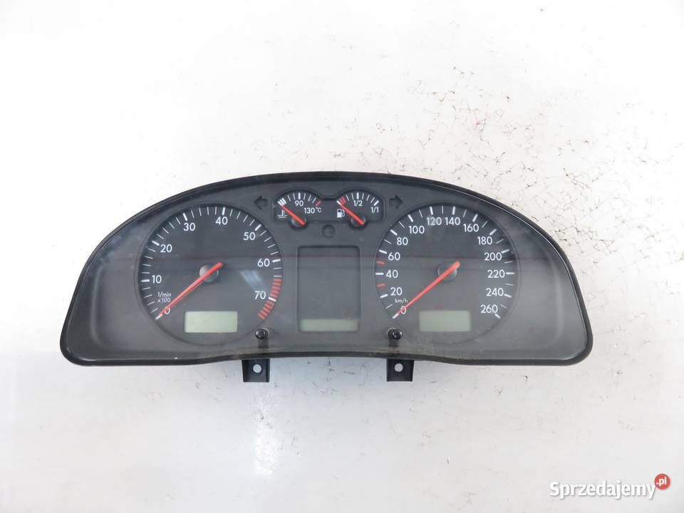 LICZNIK VW PASSAT B5 18 T 3B1919880BX