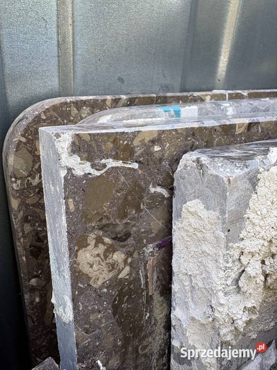 Sprzedaje parapety aglomarmur orzech Parapety lubelskie