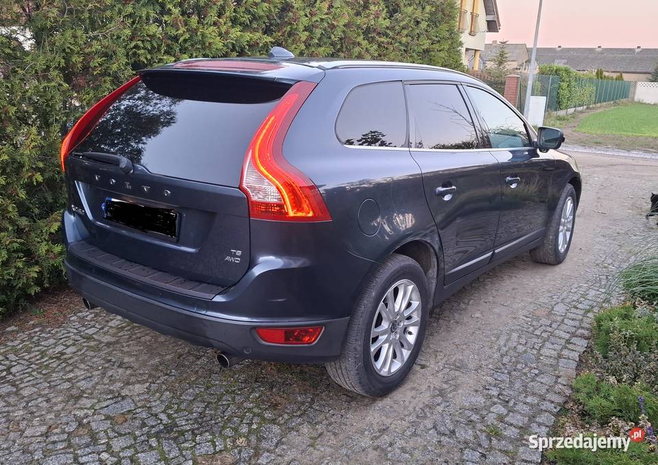 Volvo XC60 30T6 blispanorama2xPDC 207000km Gniezno
