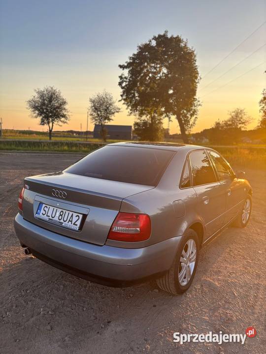 Audi a4 b5 16 101KM śląskie Lisowice