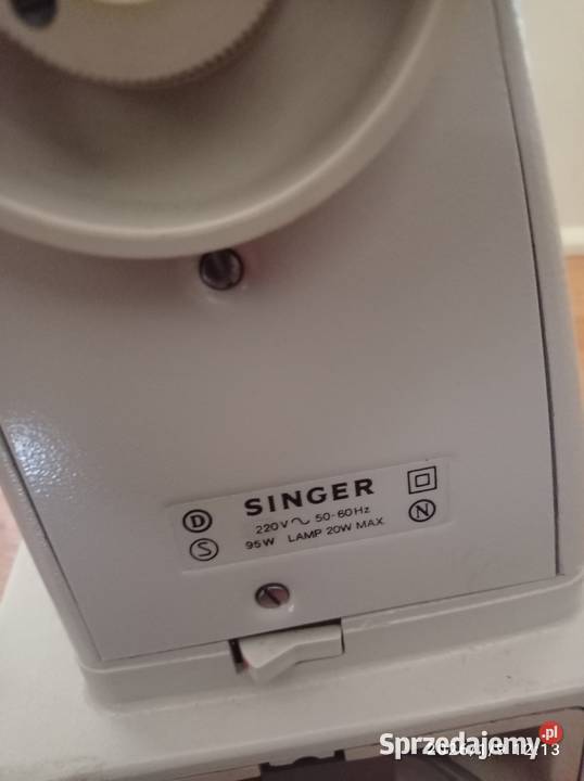 Maszyna do szycia Singer walizka