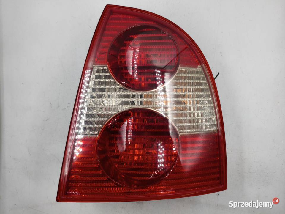 Lampa Prawy Tył Tylna Prawa VW Passat B5 Sedan osobowe Lampy tylne sprzedam
