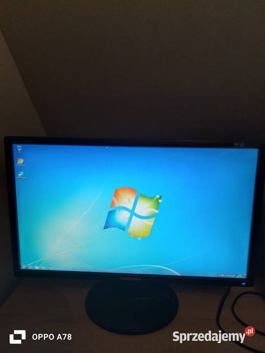 Monitor Samsung z komputerem Arno Bochnia