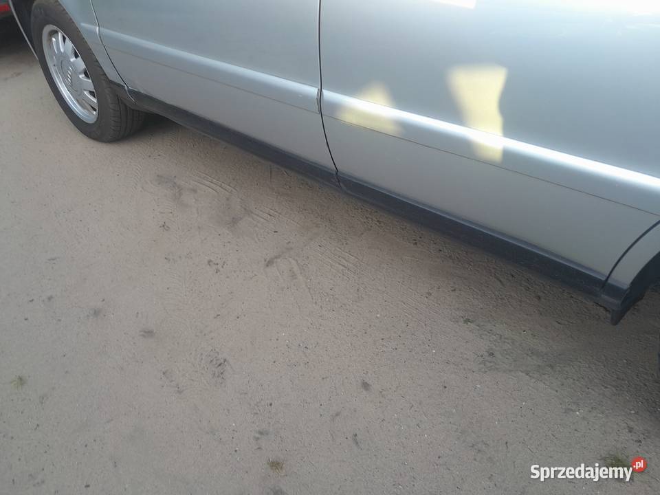 Audi A4 B5 16 benzyna 100 99r Lift kombi zadbana wielkopolskie Szamotuły sprzedam