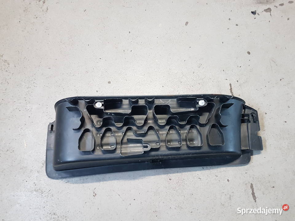 VW T5 MULTIVAN STOPIEN LEWY PRZOD PROG LEWY Turek sprzedam