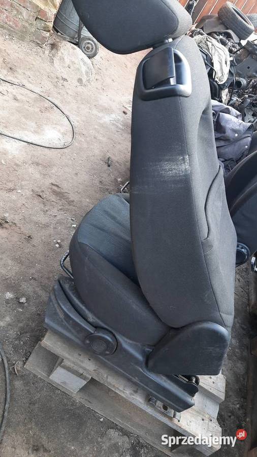 fotel prawy lewy Ford fiesta mk6 3 drzwi Dębno