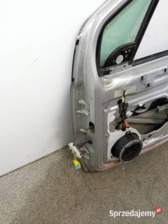 DRZWI PRAWE PRZÓD EZRC Citroen Berlingo II 2008 Rok produkcji 2014