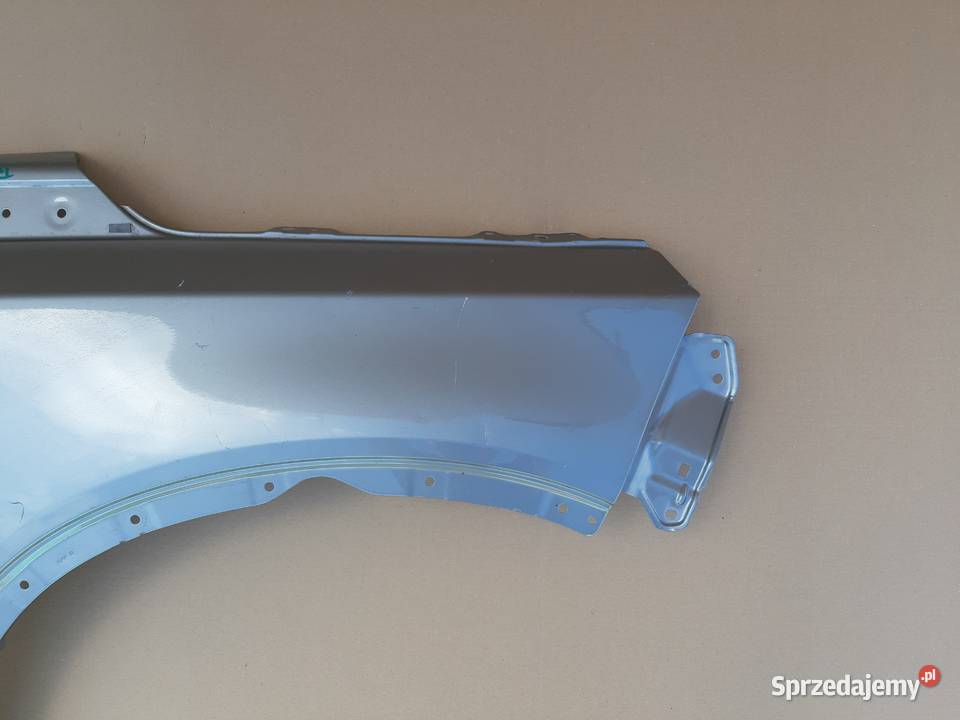 SUZUKI VITARA III BŁOTNIK PRAWY PRZÓD