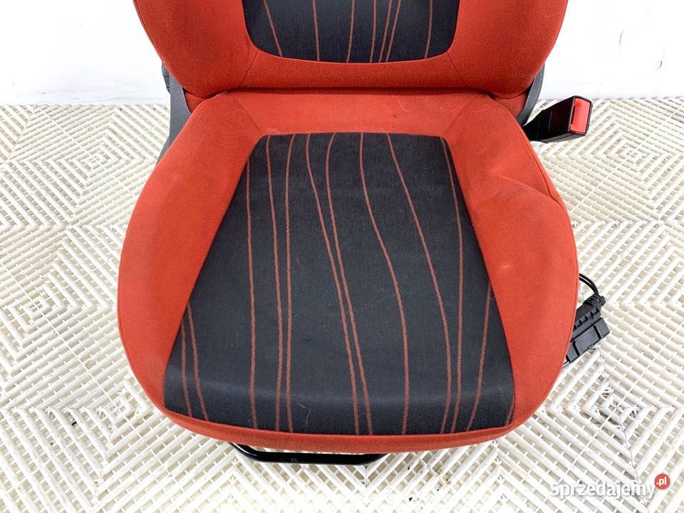 FOTEL PRAWY PRZÓD OPEL CORSA D Hatchback 0614 podkarpackie