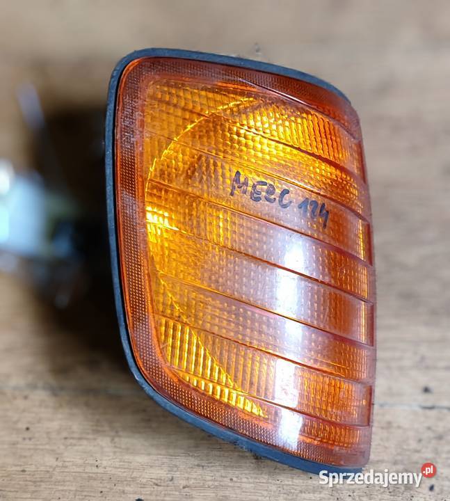Mercedes 124 Kierunkowskaz Tył prawy śląskie Żywiec