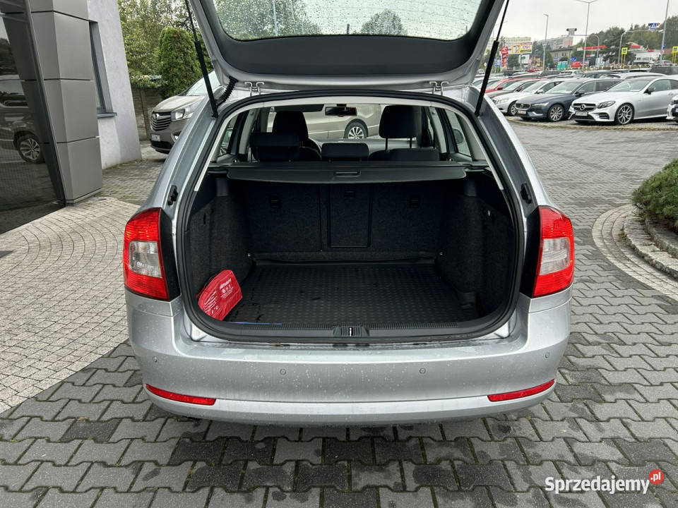 koda Octavia lift bixenon tempomat PDC DRL el Żory