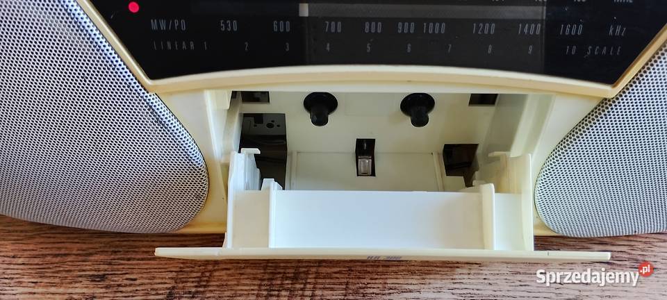 Kultowy Grundig RR300 Poczuj klimat lat 90 w Wąbrzeźno