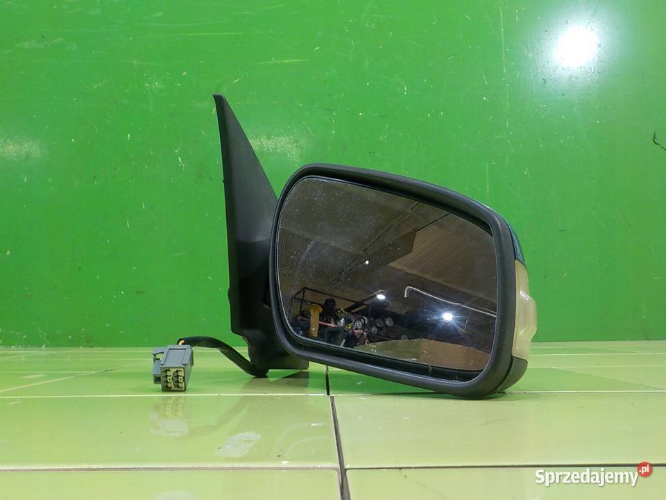 FOCUS MK2 LIFT 20 TDCI 09r CC 2D lusterko prawe osobowe Suków