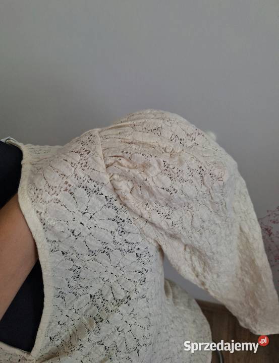 Ażurowa koronkowa bluzka z długim rękawem długi Kraków