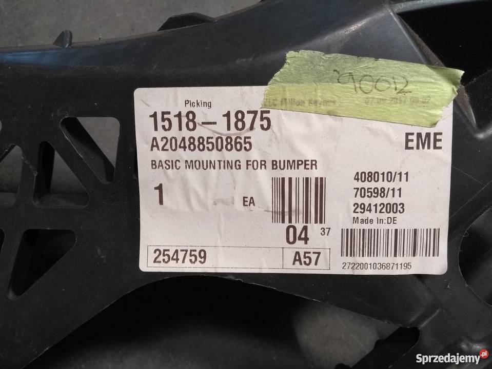 MERCEDES W204 ślizg zderzaka prawy przód Pilzno