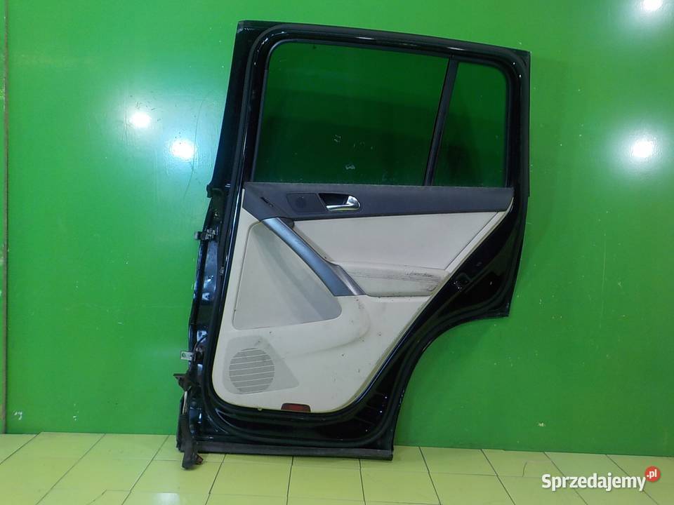 VW TIGUAN I 14 TSI 09r 5D drzwi prawe tyl osobowe Części samochodowe Suków