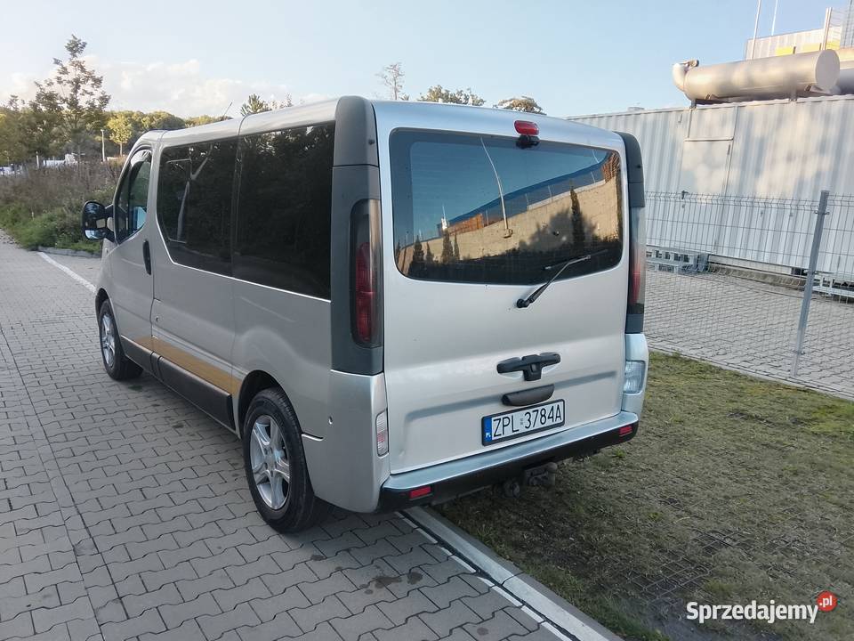 renault trafic 25 diesel 7 osobowy klima Szczecin