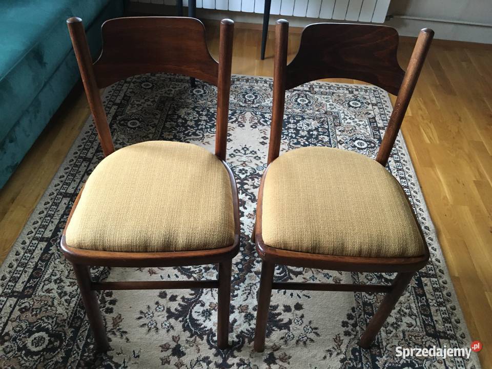 2 małe drewniane krzesła PRL