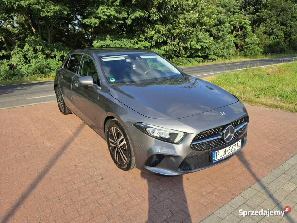 Mercedes A 180 Mercedes A180 13 benzyna automat czujnik zmierzchu Cielcza sprzedam