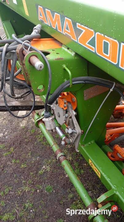 Siewnik do zboża Amazone D8 SUPER Markuszów