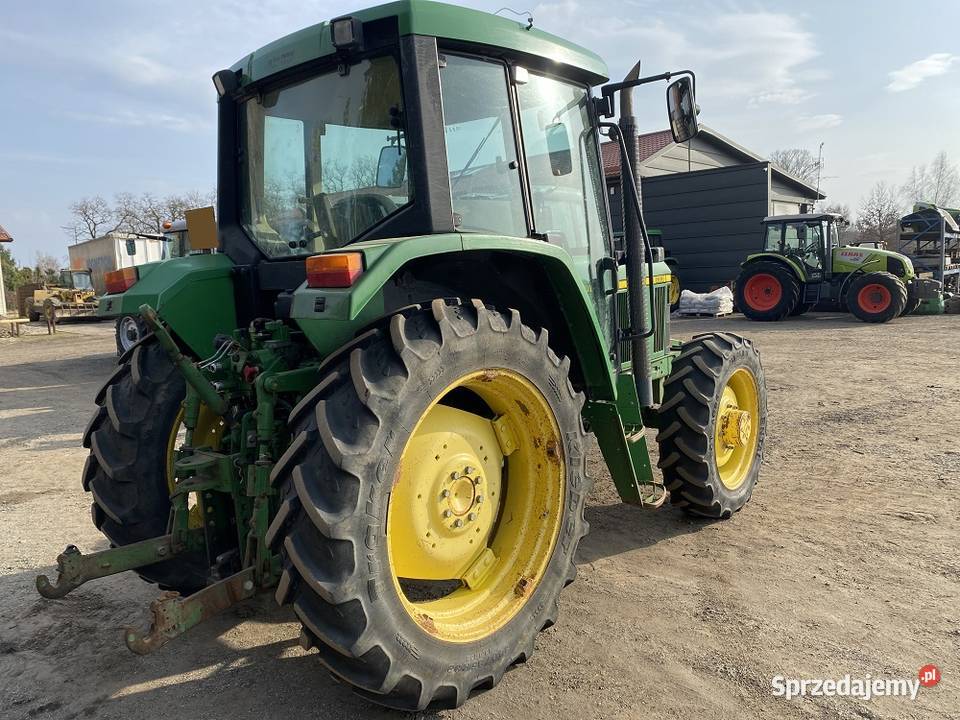 John Deere 6110 Premium biegi pełzające Biała