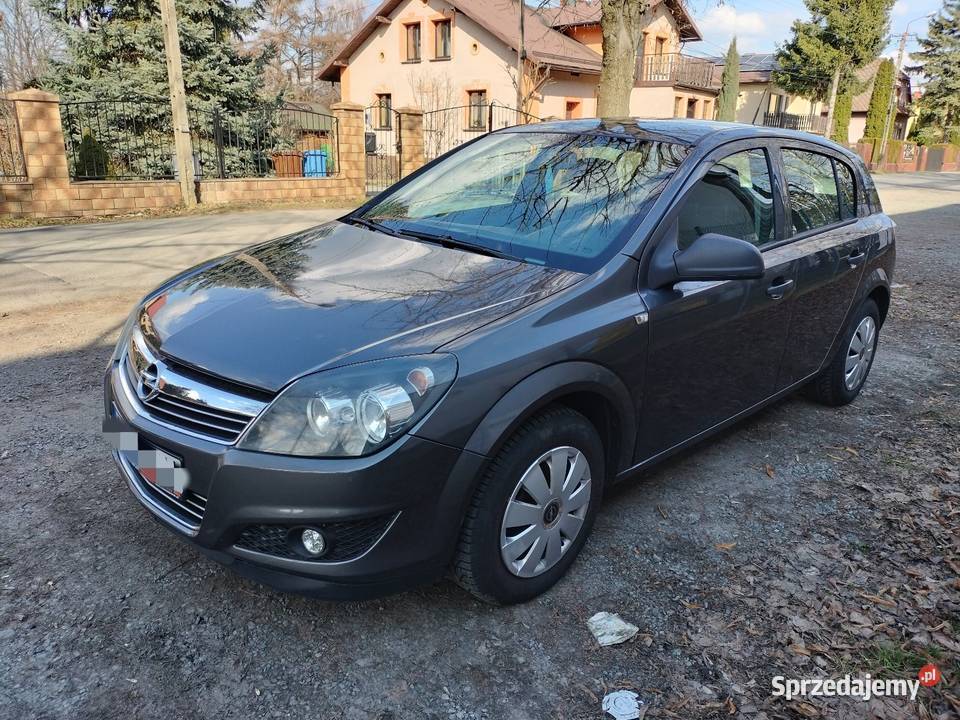 Opel Astra 14 benzyna niski przebieg 135 Bielsko-Biała