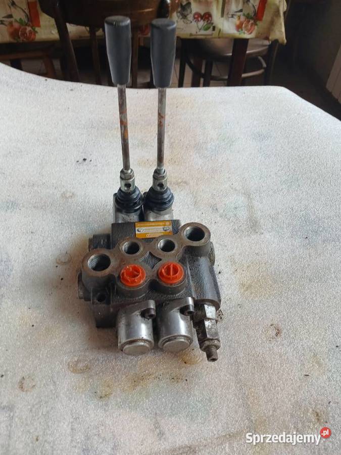 Rozdzielacz hydrauliczny 2sekcyjny Łódź