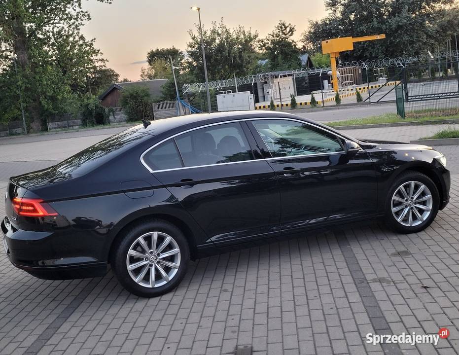 Volkswagen Passat 18 TSI DSG Comfortline Salon światła przeciwmgielne Warszawa