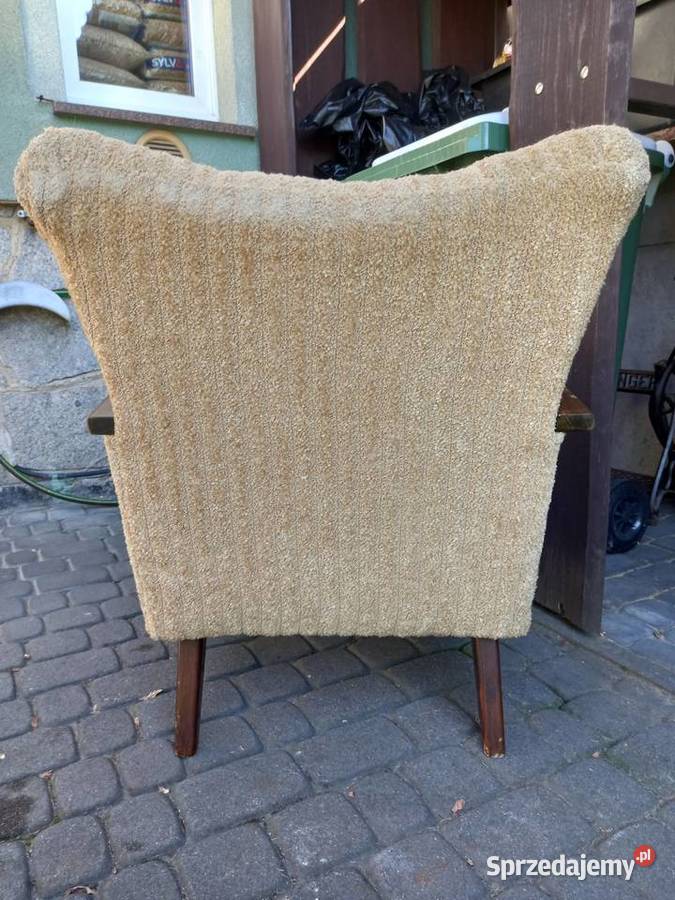 Stary fotel na sprężynach z rattanem vintage prl Rawicz