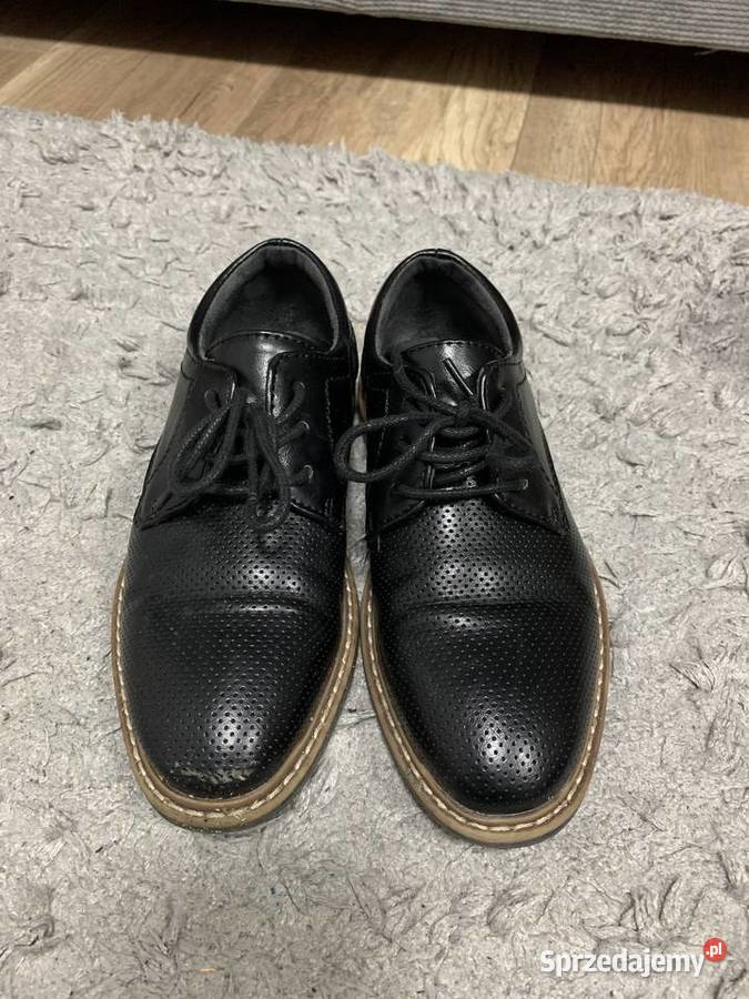 Buty pantofle chłopięce 32 pierwszokomunijne