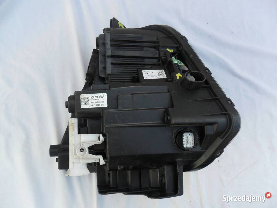 REFLEKTOR PRZÓD STRONA PRAWA HYUNDAI KONA II sprzedam