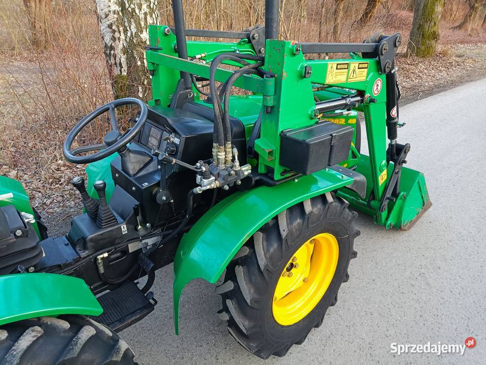 Ciągnik FERRARI Vipar 40 RS z Ładowaczem Sucha Beskidzka