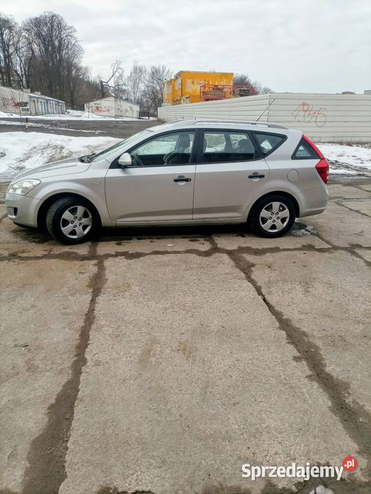 Sprzedam Kia ceed 16 benzyna sprzedam