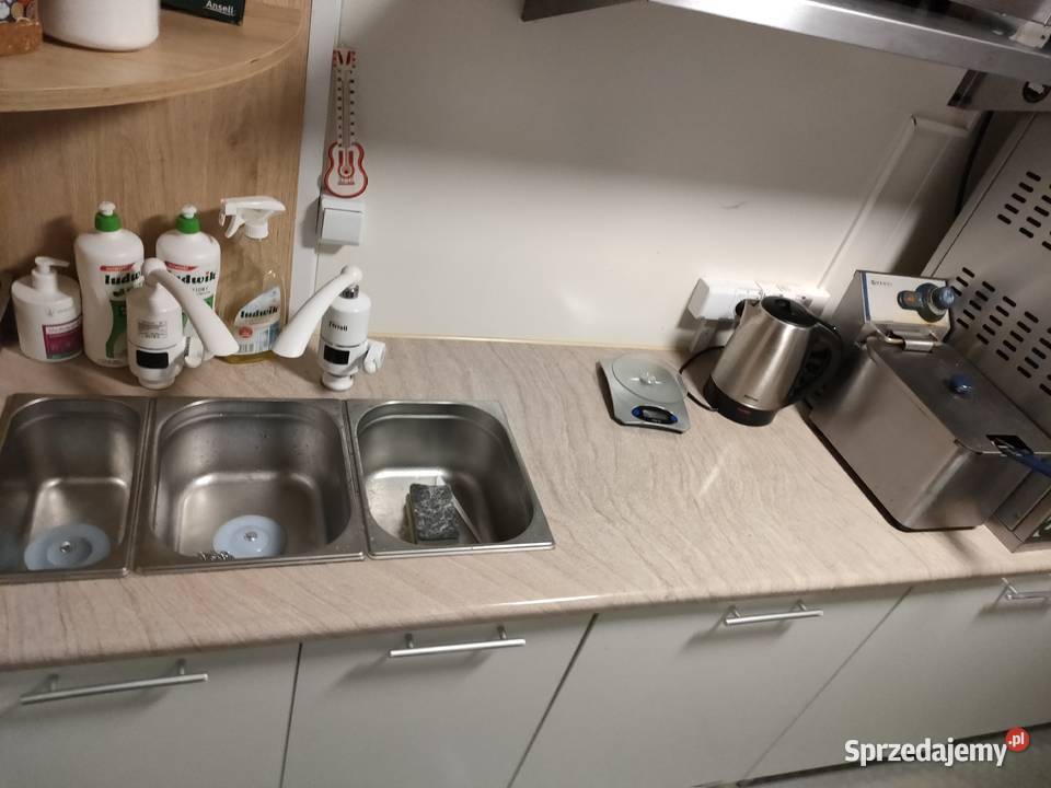 Przyczepa gastronomiczna wyposażona woddfood 1 Gastronomiczne Zielona Góra