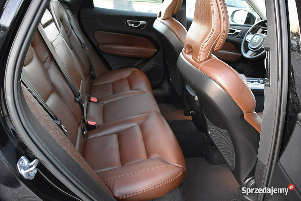 Volvo XC 60 20D4 Inscription Ful Led Navi Skóra Rok produkcji 2019 Nowe Kucice