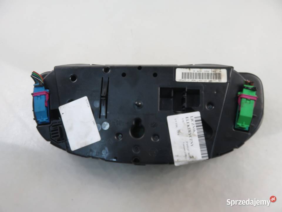 LICZNIK VW PASSAT B5 19 TDI 3B0920805A