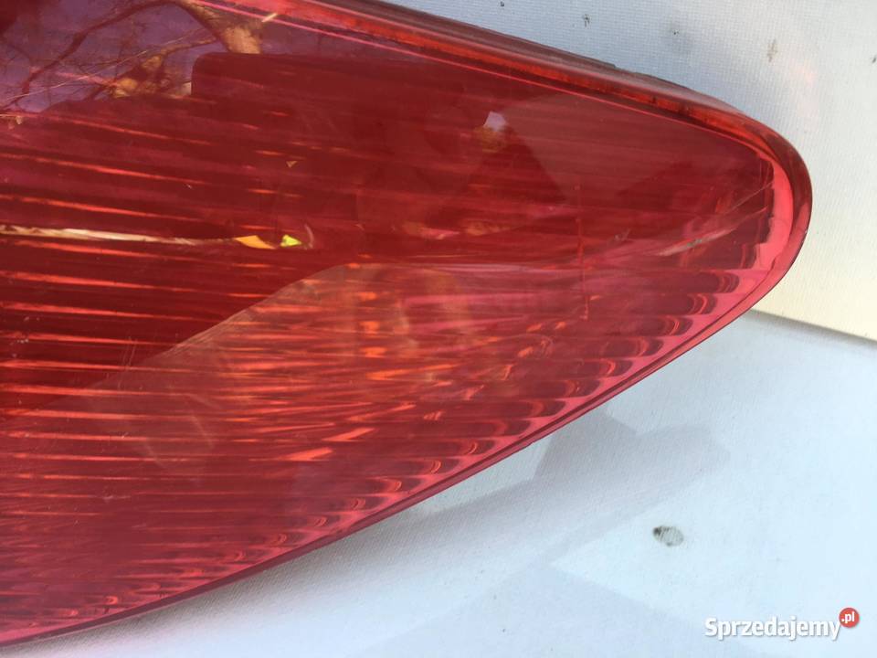 PEUGEOT 307 PRAWA LAMPA  TYŁ Ostroróg