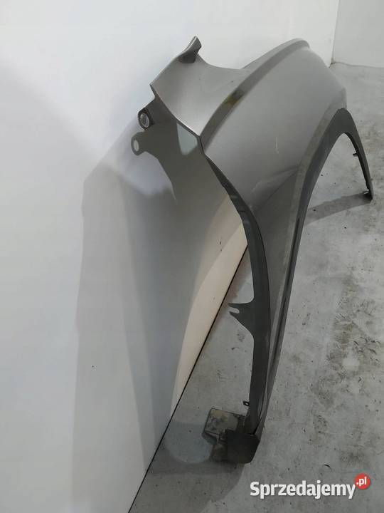 BŁOTNIK PRAWY PRZÓD B6S USZKODZONY Hyundai