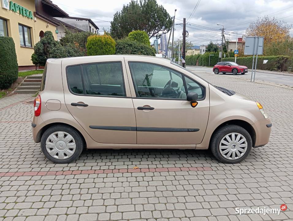 Renault Modus 12 benzyna przegląd i OC na Bielsko-Biała sprzedam